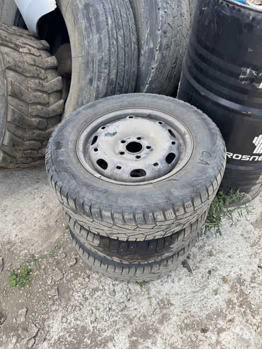 продам резину с дисками