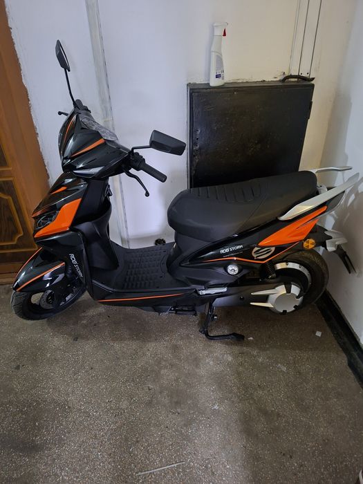 Schimb 2 scutere Electric si Benzina