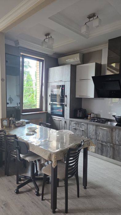 Продам кухонный гарнитур в комплекте