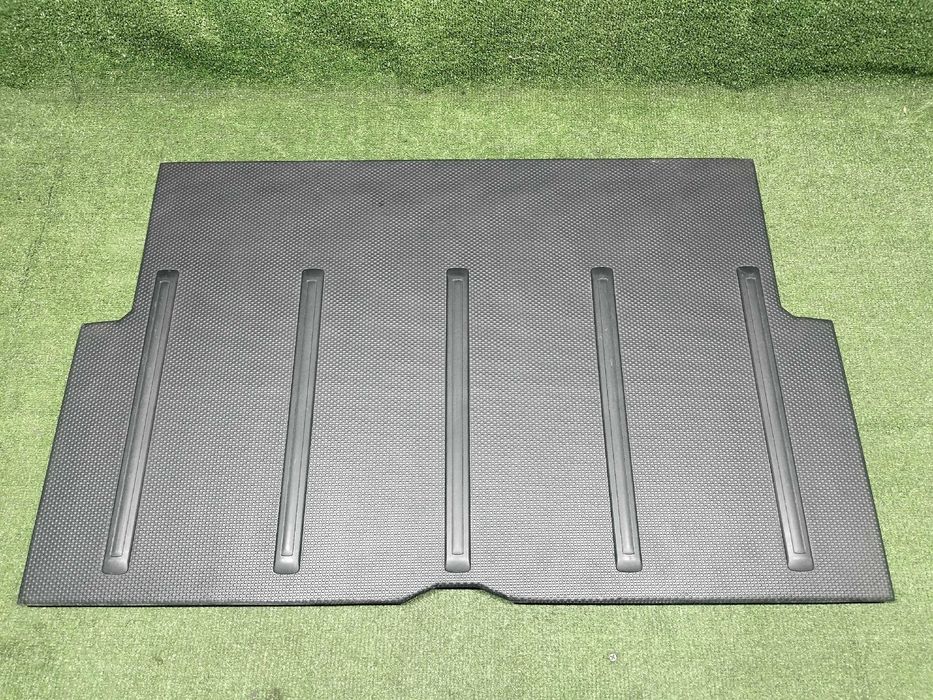 Продам Пол багажника Nissan Wingroad JY12 год 2005