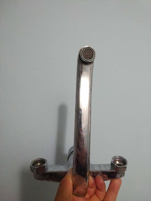 Смесител за умивалник