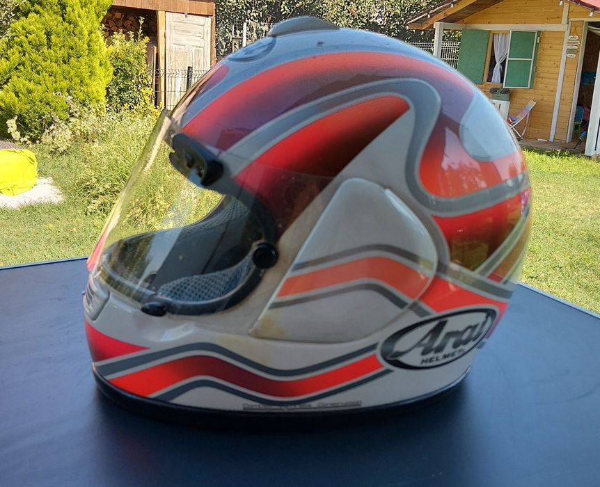 Shoei 100€  arai-100€