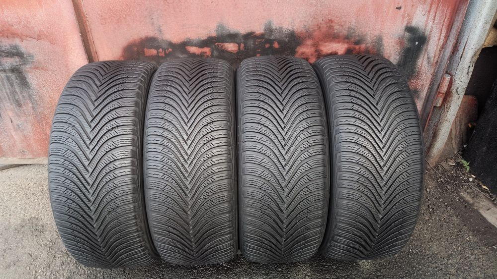 4бр.зимни гуми 215/55/16 Michelin Alpin5