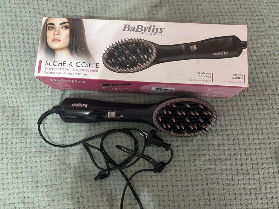Perie electrica Babyliss usuca si coafeaza