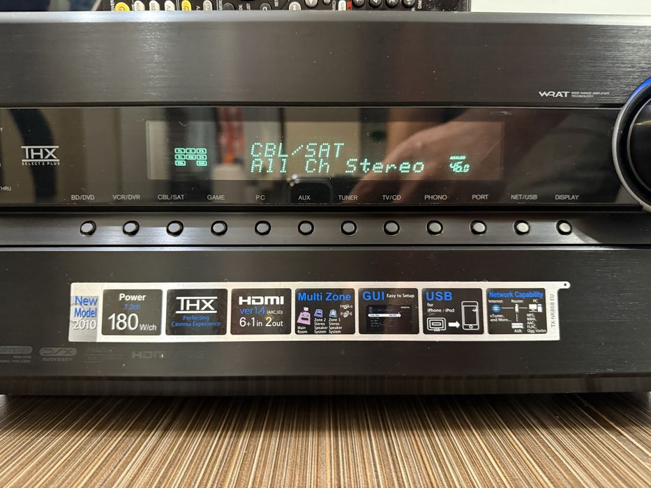 Onkyo TX-NR808 resiver