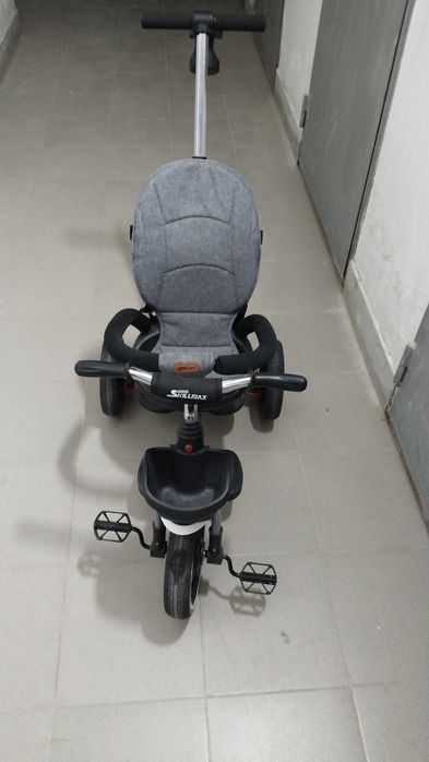 Детский трёхколёсный велосипед