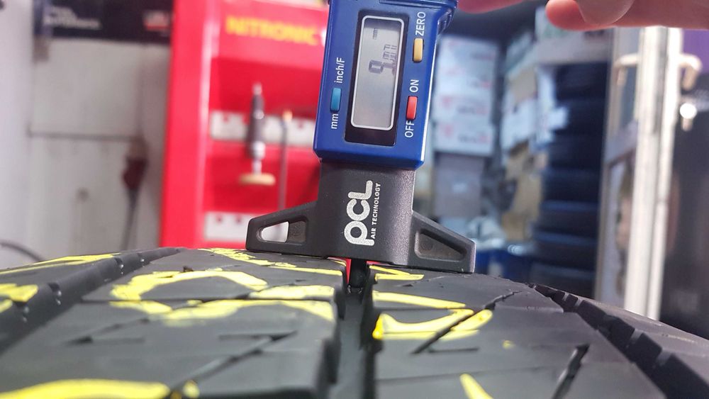 anvelope Michelin,Goodyear,Uniroyal  215/60/17C vara,m&s,iarna