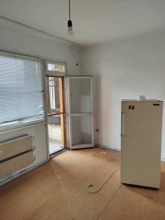 Продава се Едностаен апартамент в Пловдив, Гагарин - 36 кв.м за 849 €/кв.м - Снимка #3