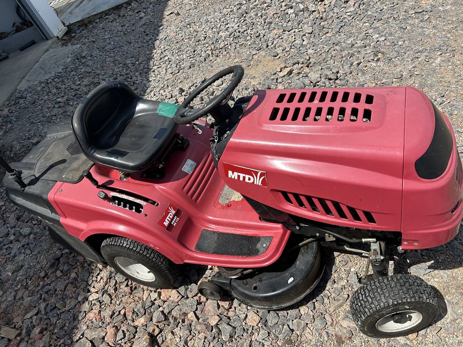 Tractoras gazon MTD115