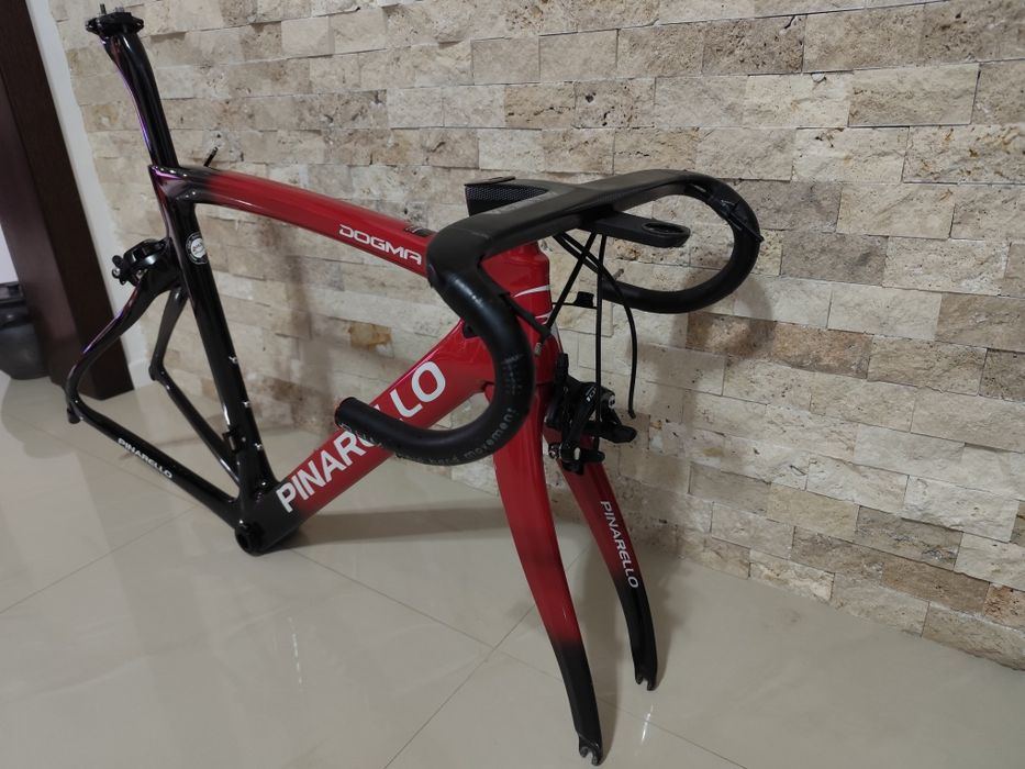 Cadru Pinarello Dogma F8