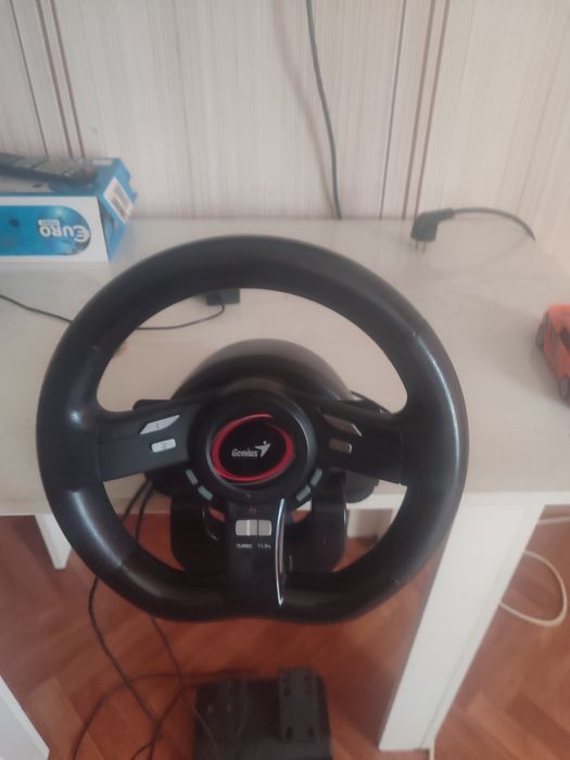 Сдам руль игровой