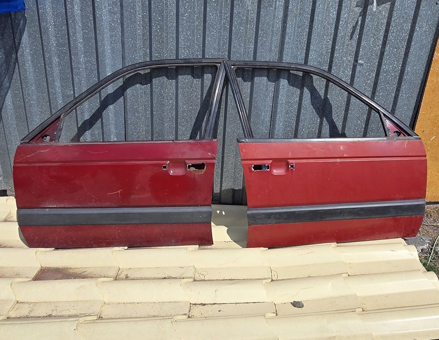 Двери на Фольксваген Пассат Б3