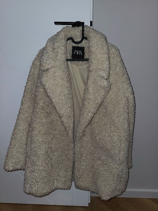 Пухено зимно яке Zara