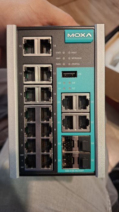 Switch Moxa EDS-518E 4GTXSFP