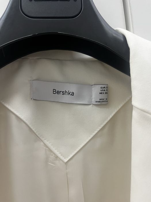 Дамски сака Zara, Bershka