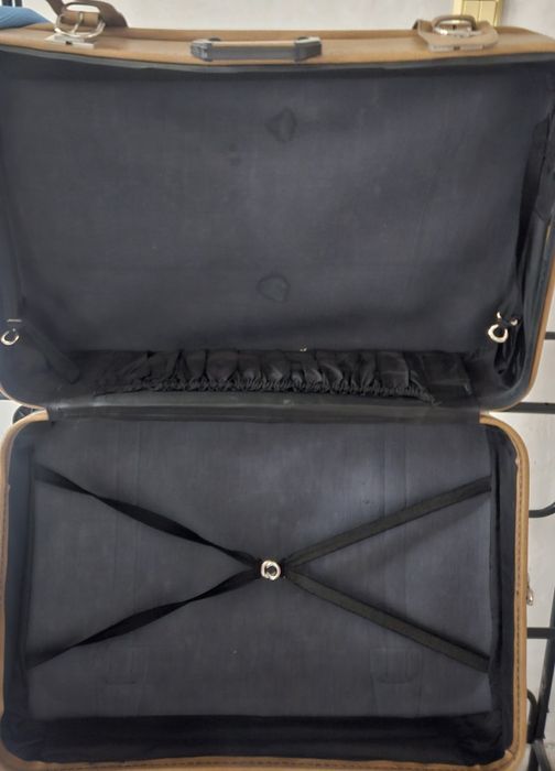 Ретро Кожен Куфар Нов