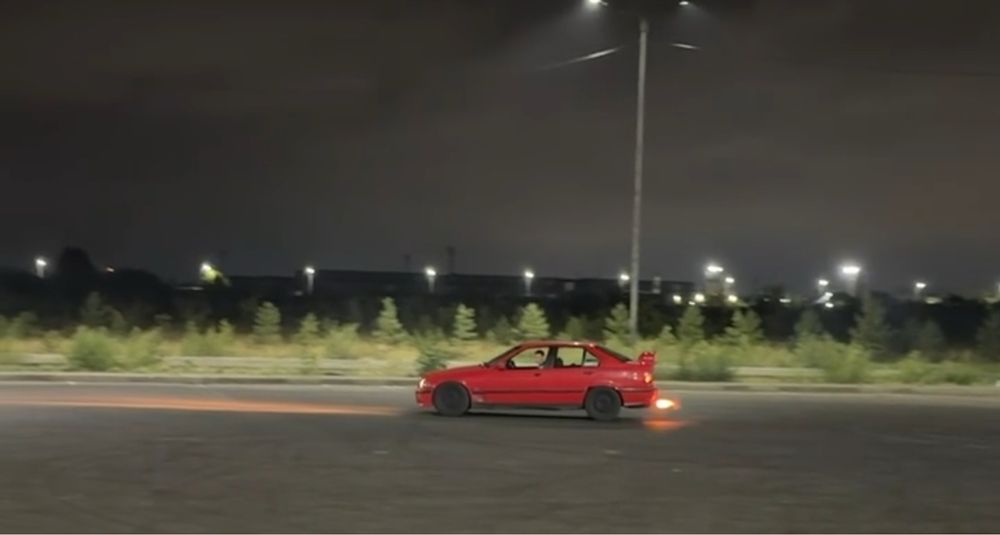 Автомобиль е36 бмв 325