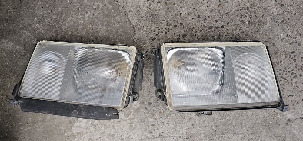 2 Faruri  MERCEDES-BENZ originale +unu gratis