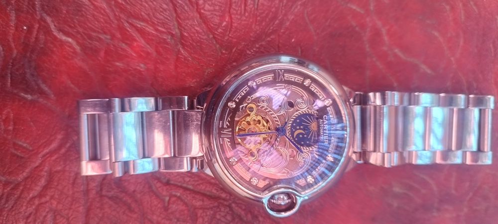 Schimb sa vind ceas automatic cartier