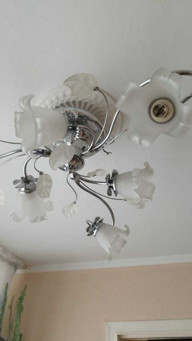 Люстра для спальни или зала