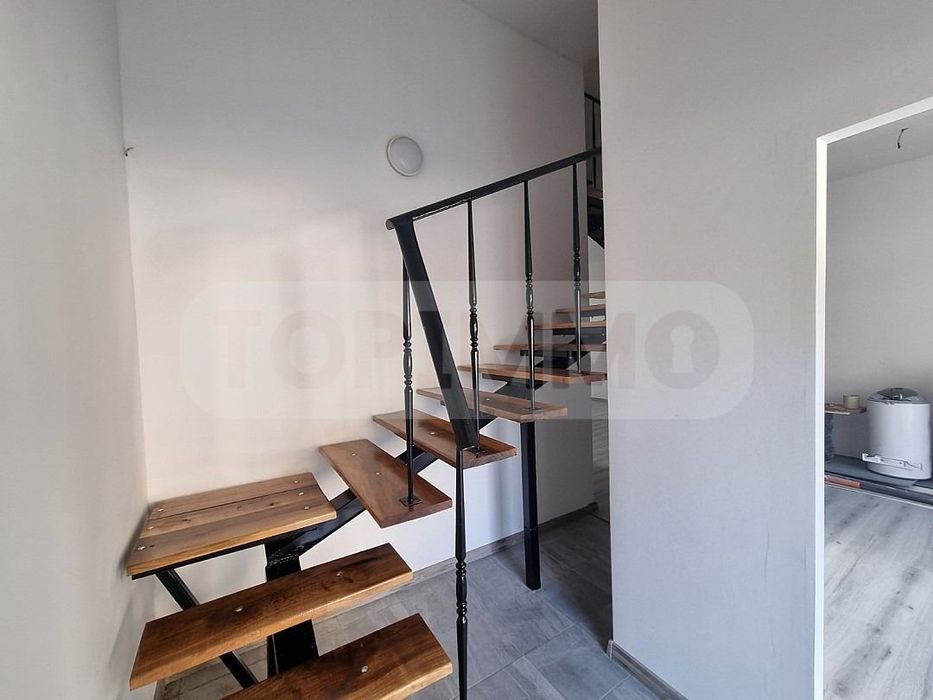 Дава се под наем Магазин в Варна, Колхозен пазар - 100 кв.м за 765 € - Снимка #2