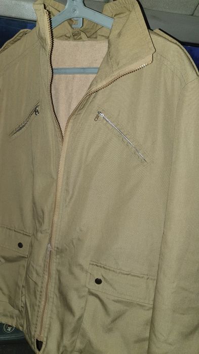 Куртка спортивная 46 размер