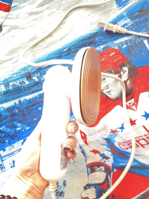 Отпариватель ручной,паровой утюг