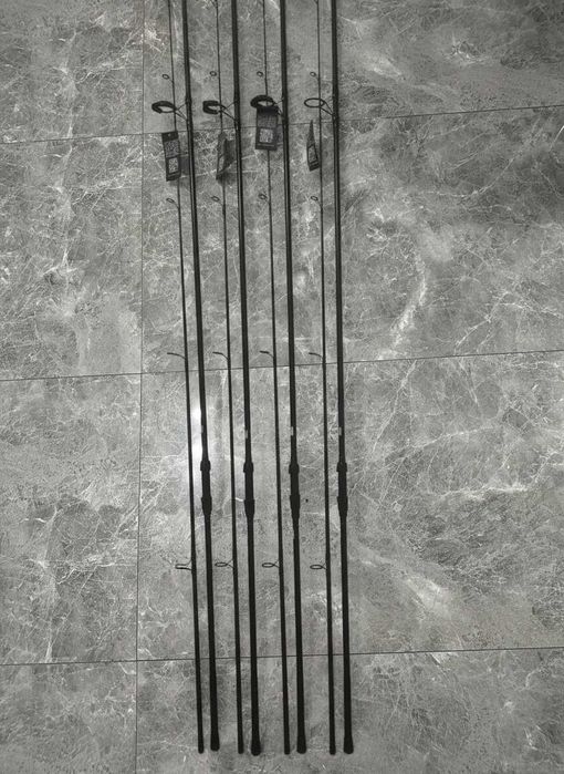 SET 4 Lansete Legend Carp 3.90 m 3.75 LBS 2 tronsoane