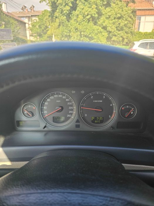 Автомобил волво s60 d5