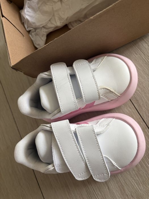 Детски обувки Adidas