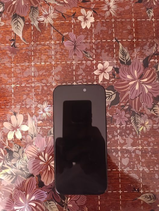 Продам iPhone 15 pro
