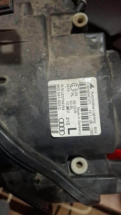 Audi a4 оригинални ксенон адаптивни фарове