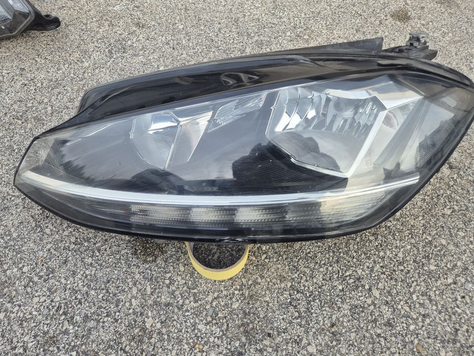 Ляв фар Фолксваген Голф 7 VW Golf 7 фарове