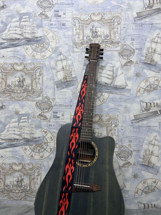 Продаю гитару 41 размер