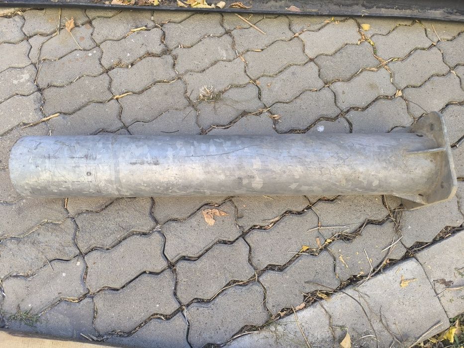 Толстостенная мощная труба станина