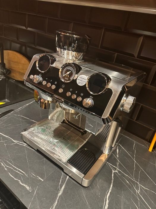 Кофеварка рожковая DeLonghi EC9865.M | Высшее качество| Гарантия