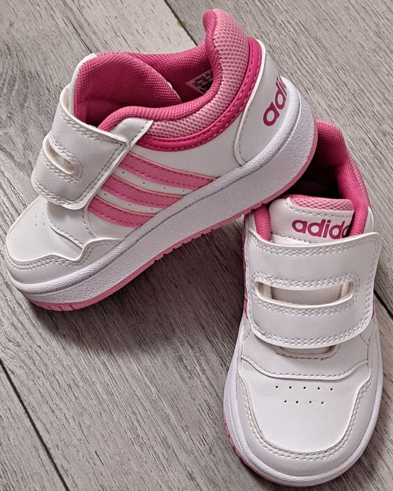 Papuci fetițe mărimea 24