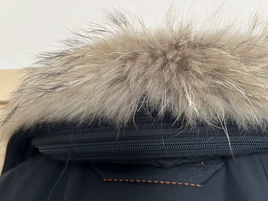 Дамско яке пух Parajumpers