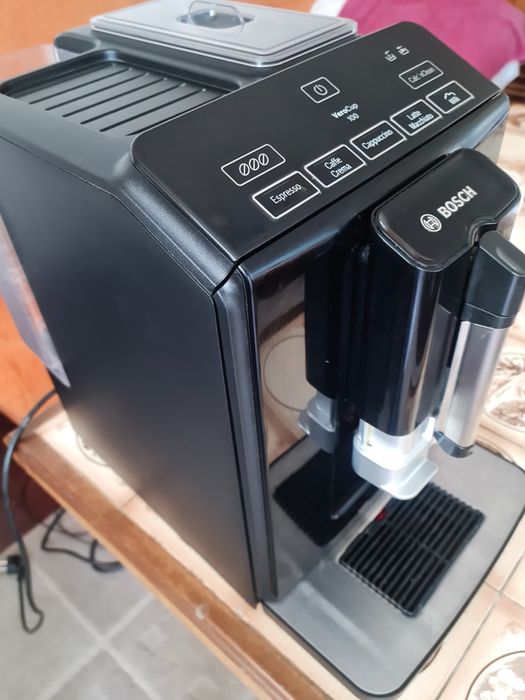 De vanzare expresor Bosch Vero cup 100