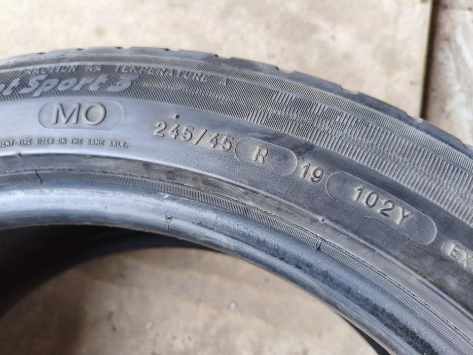 245 45 R19 Одиночка. Michelin