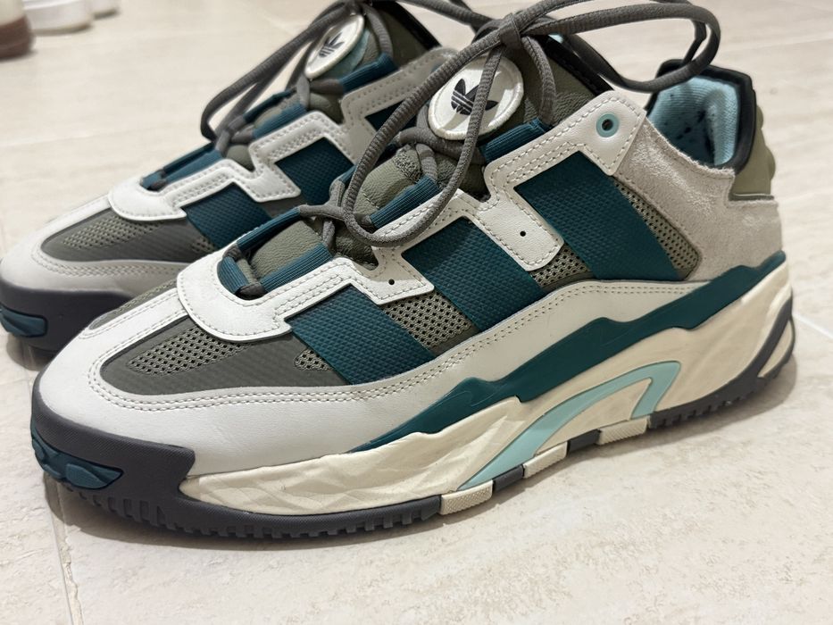 Маратонки adidas