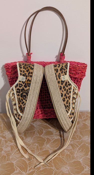 Pachet sneakers platformă  (37, dar se potrivesc mai bine la 38)+ geantă beach