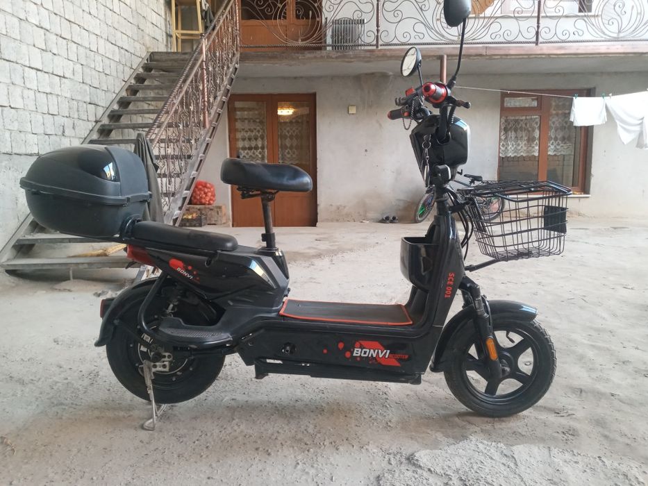 Skuter sotiladi yangi holati