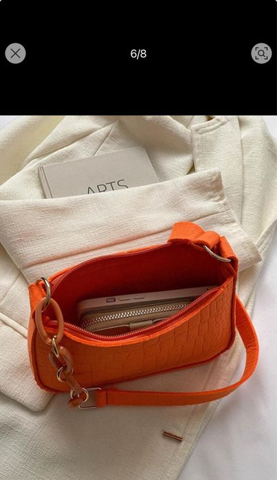 Мини дамска чанта в оранжево крокодилски принт