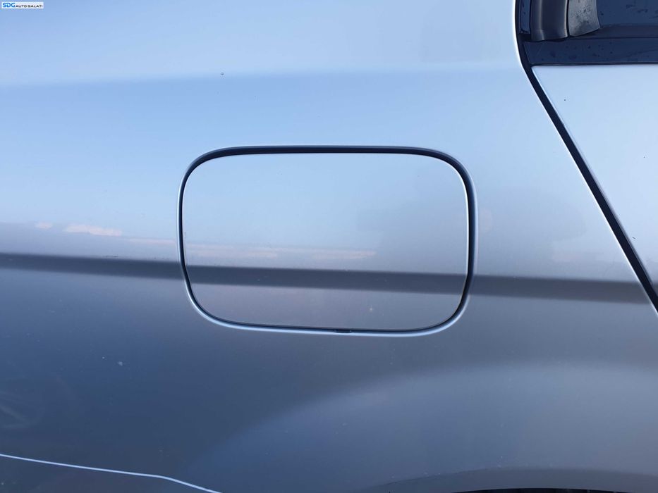 Usa Usita Capac Clapeta Buson Rezervor Mercedes Clasa C Class W204 2007 - 2014 Culoare C775 775 [K1543]