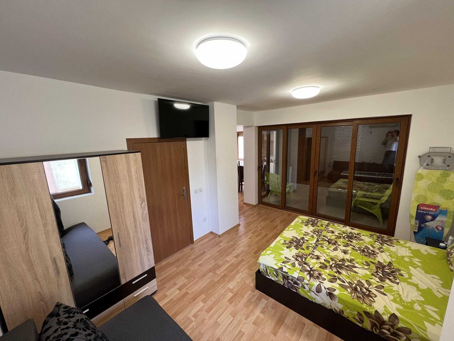 Дава се под наем Двустаен апартамент в Созопол - 55 кв.м за 3570 € - Снимка #1