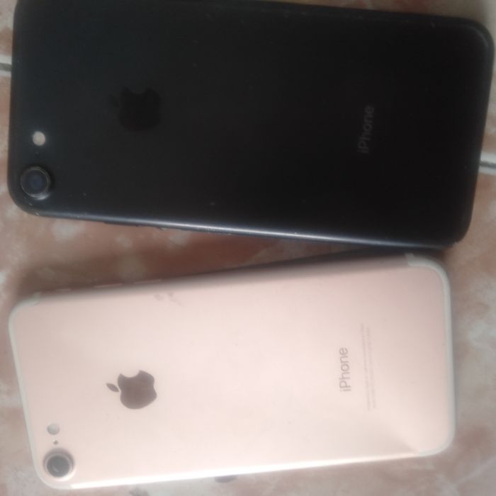 Телефон на запчасти  .