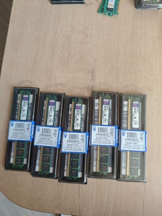 Продам ОЗУ ddr 2 1gb