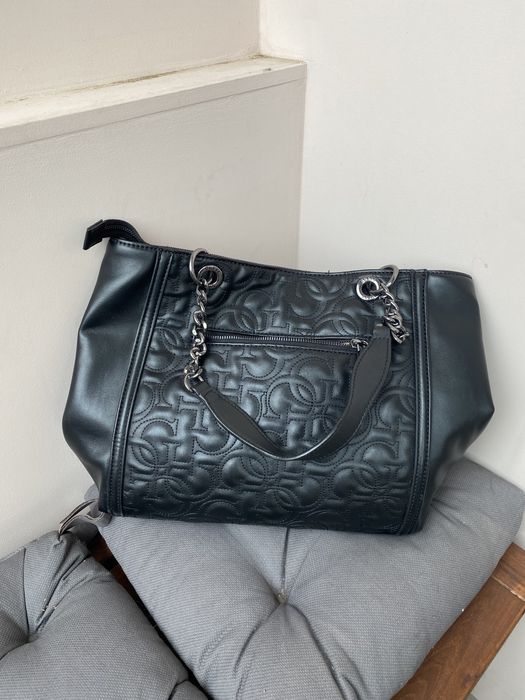 Чанта Guess