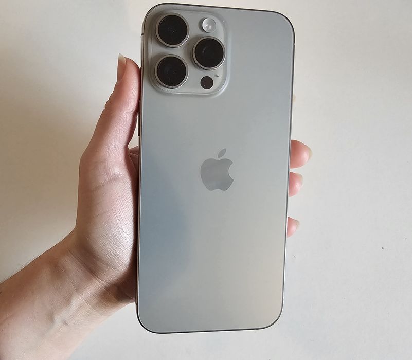 iPhone 16 Pro Max 512 GB - Stare Excelentă, Baterie 100%